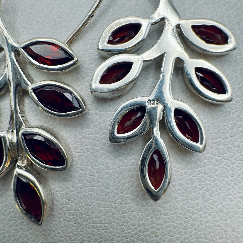 S925 Garnet Leaf Earrings