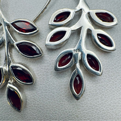 S925 Garnet Leaf Earrings