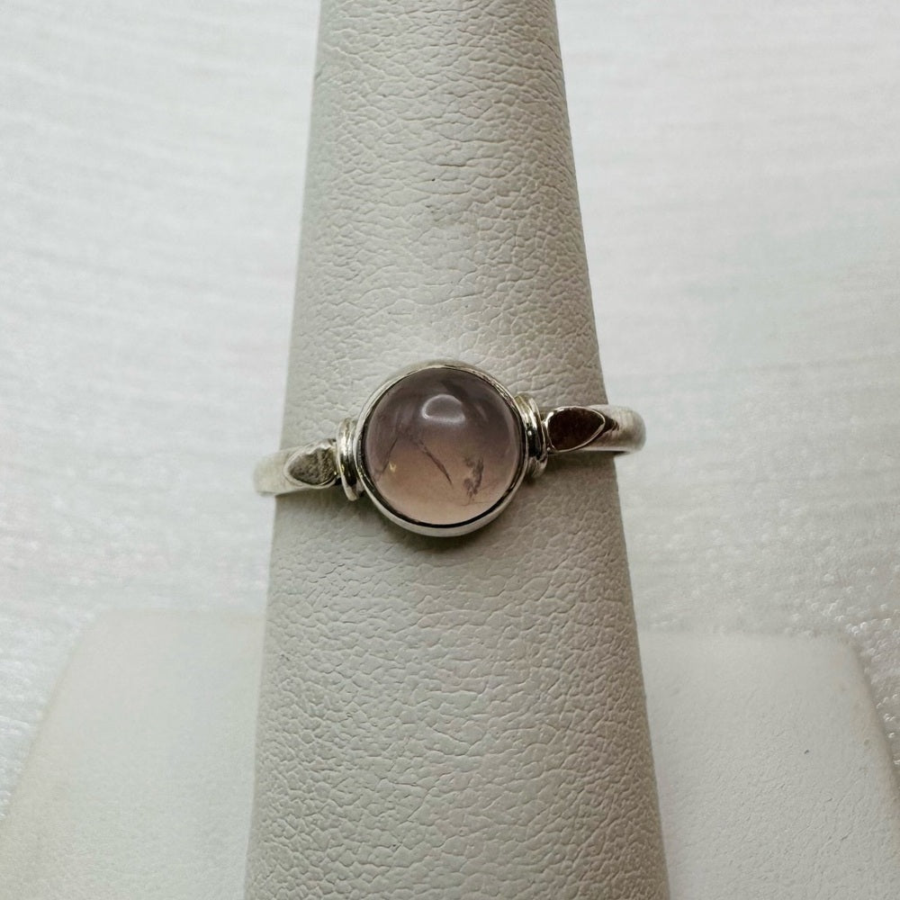 S925 Rose Quartz Round Ring