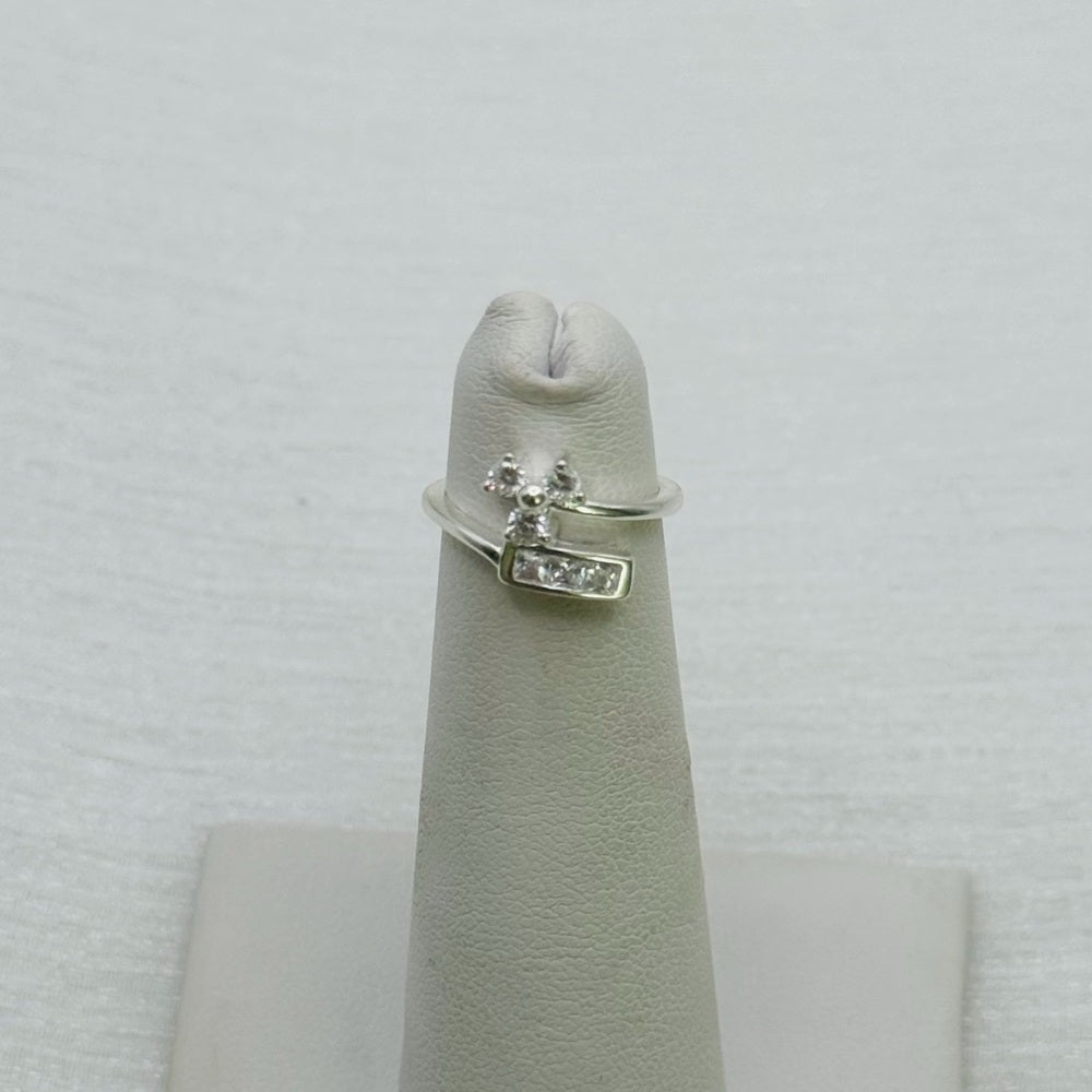 S925 Flower Pavé Bar Ring