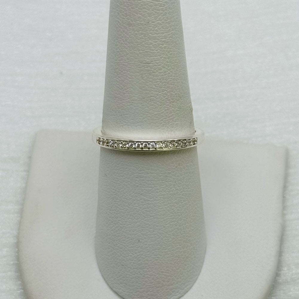 Micro Half Eternity Pavé Band