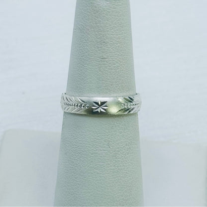 S925 Feather Diamond Cut Band