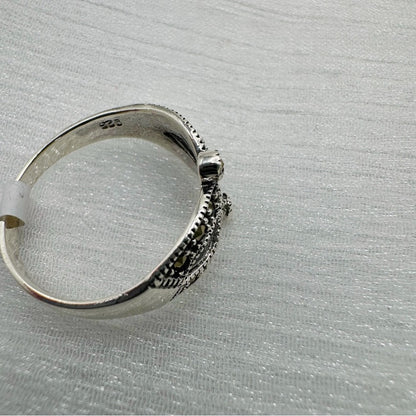 S925 Marcasite Twist Design Ring