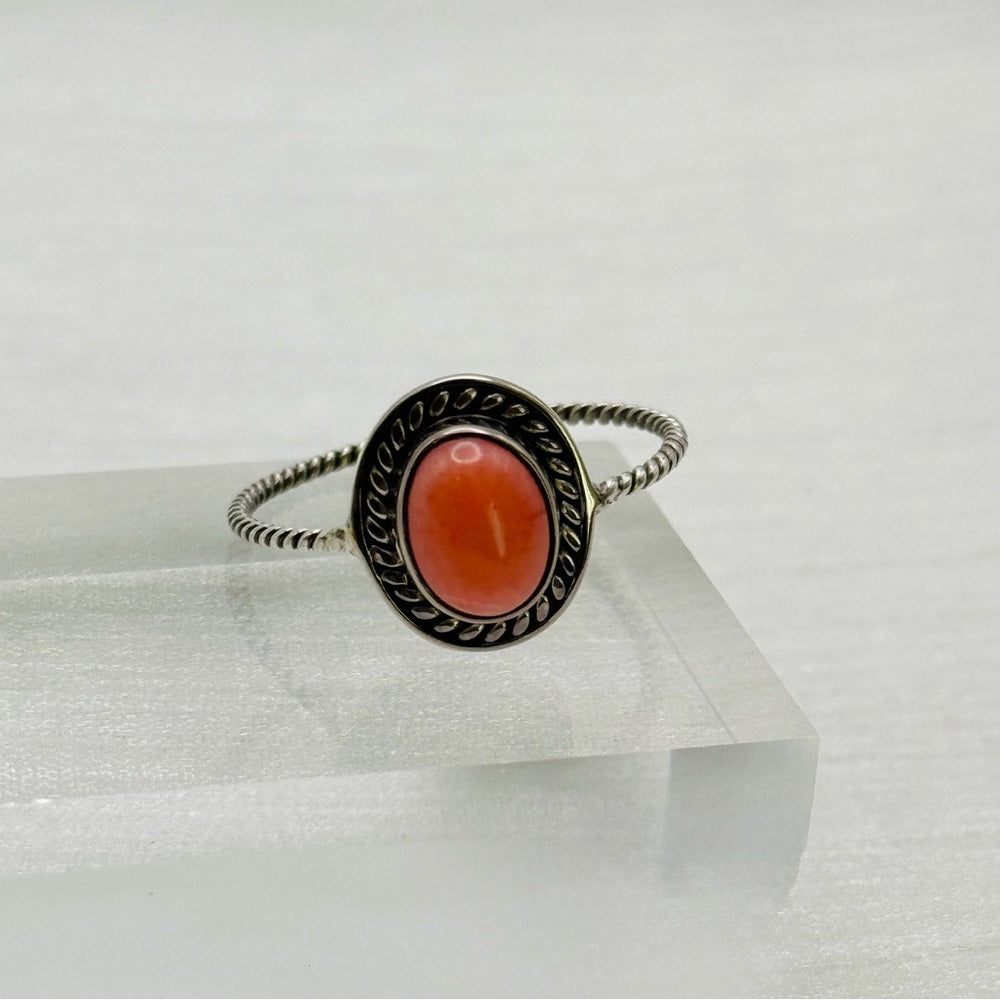 S925 Pink Conch Oval Ring