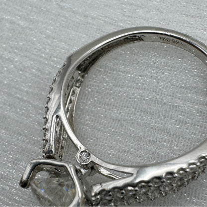 5 CT Moissanite Diamond Baguette & Solitaire Pavé Band