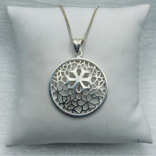 S925 Snowflake Round Pendant