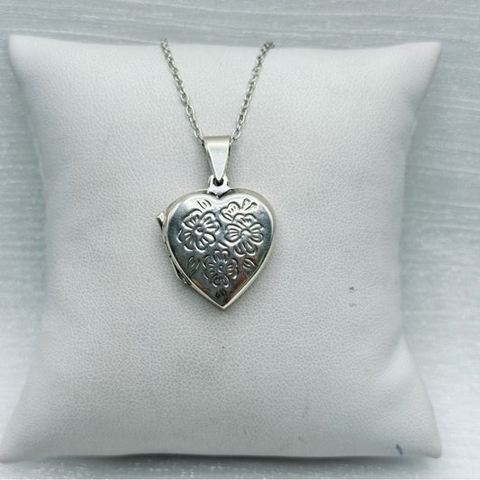 S925 Flower Engraved Heart Locket Pendant