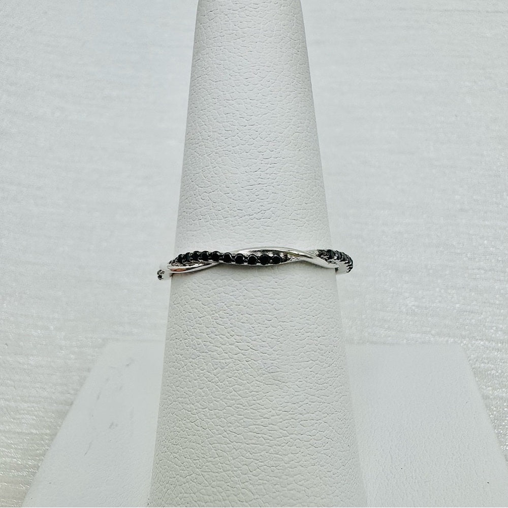 S925 Silver & Black Onyx Twist Band