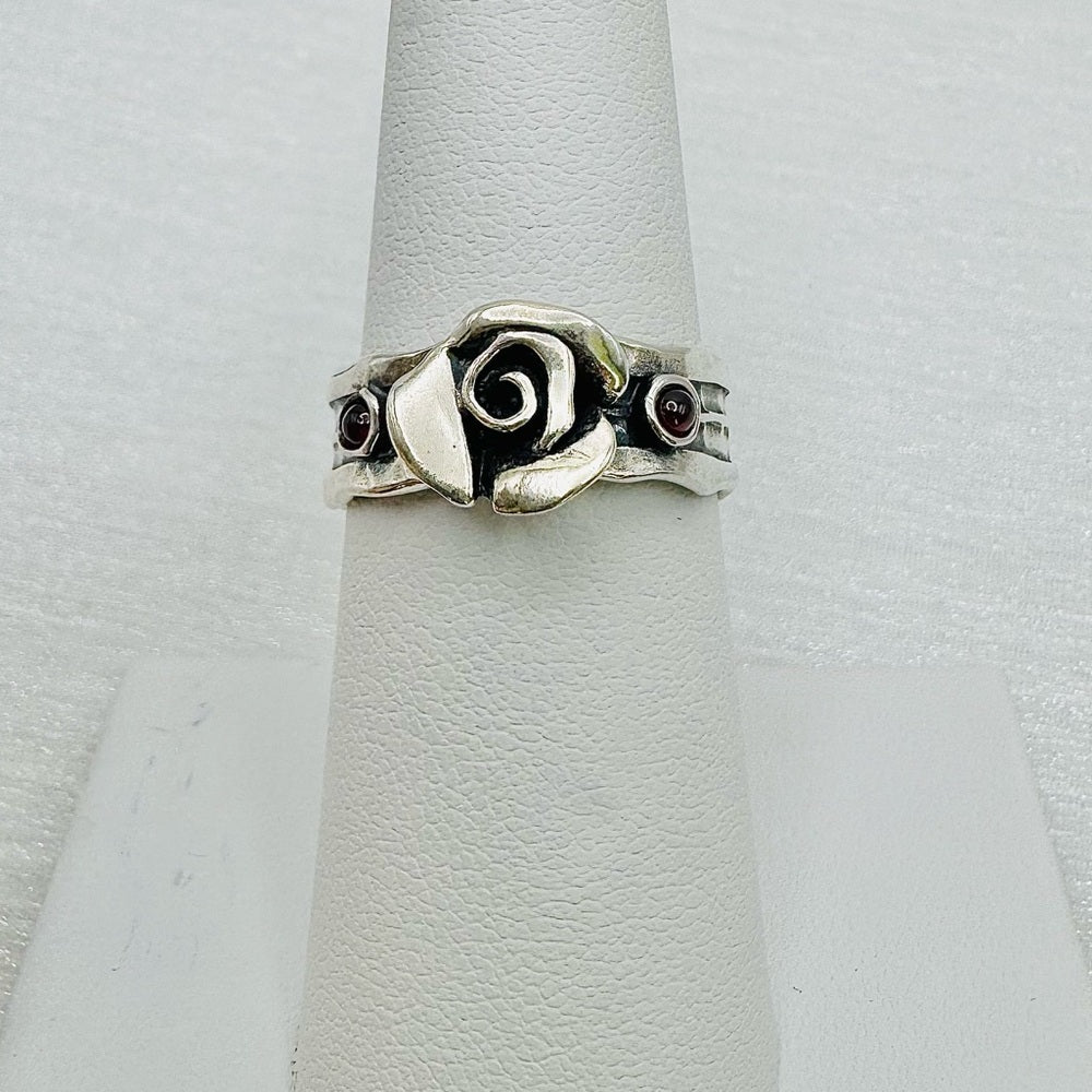 S925 Garnet Rose Ring