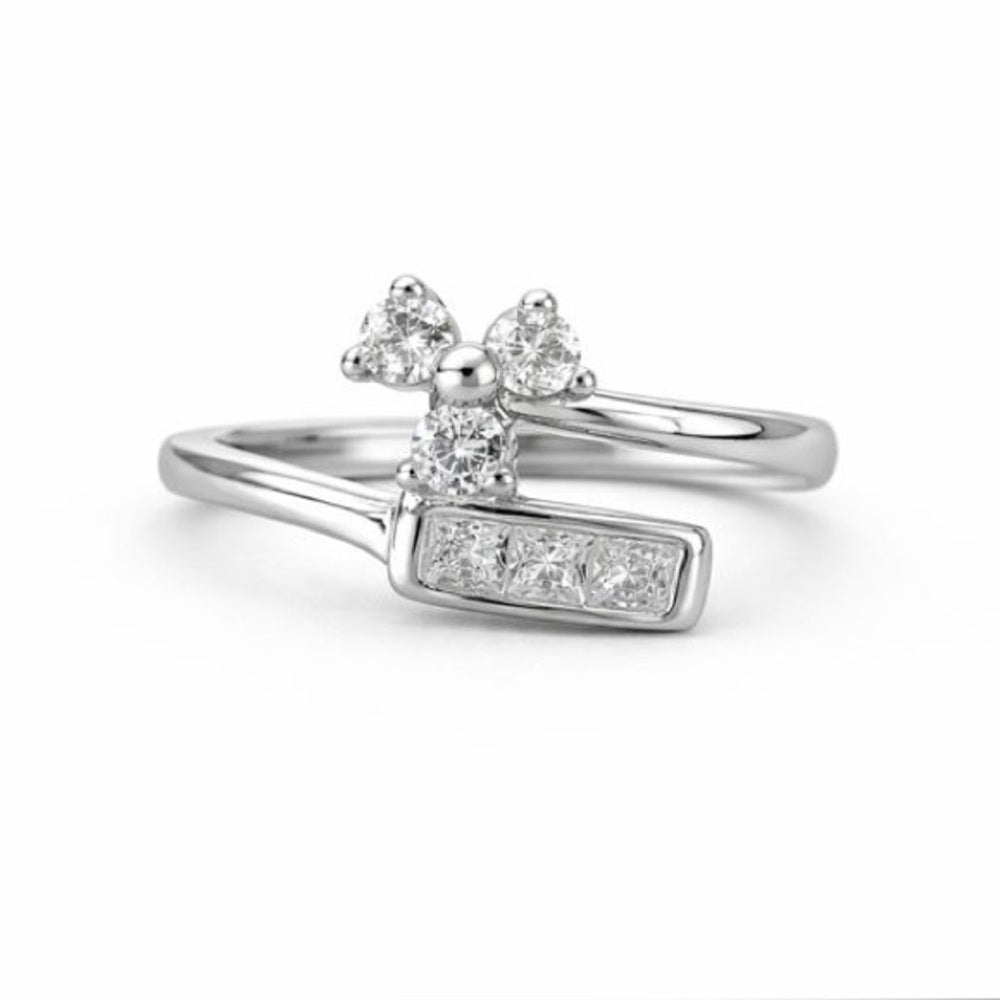 Flower Pavé Bar Mini Ring