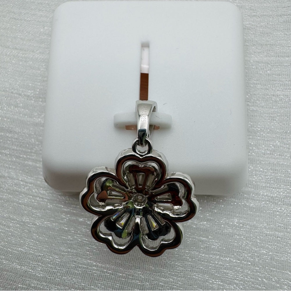 2.0 CT Moissanite Flower Pendant