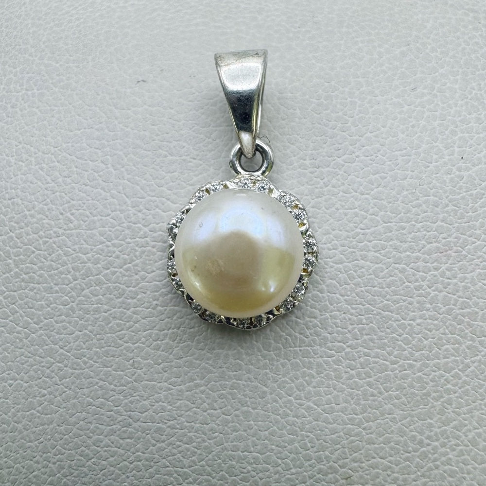 Freshwater Pearl Pendant