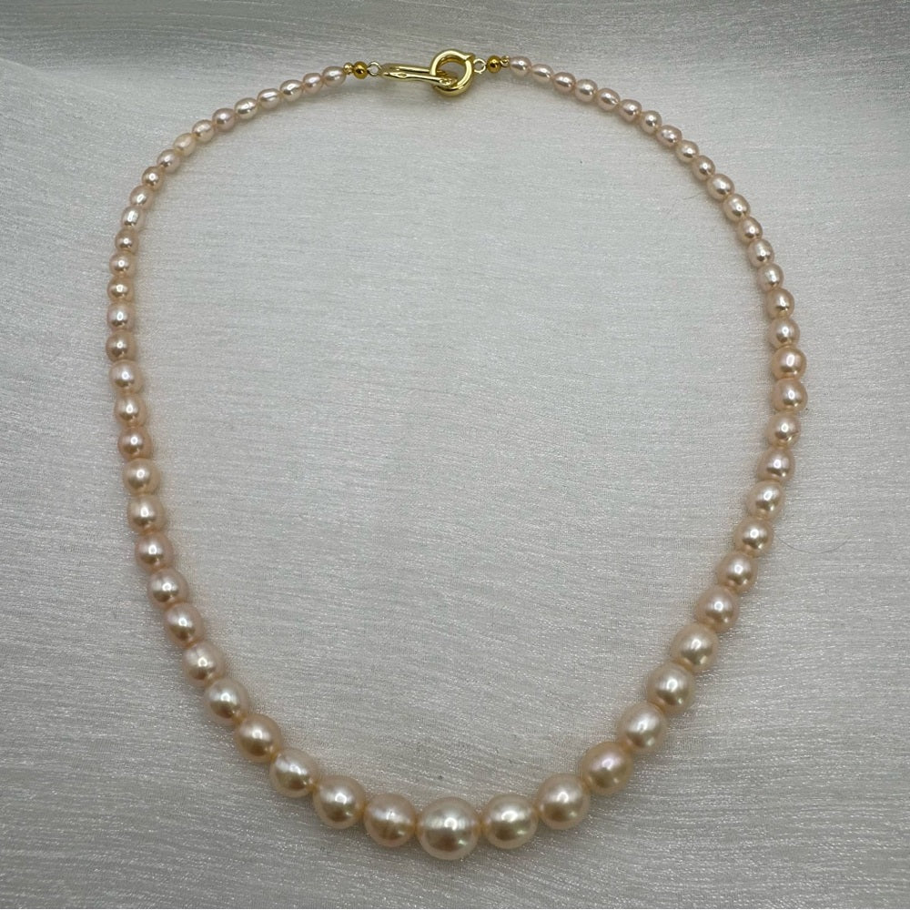 Natural Freshwater Pearl Gradiant Necklace Handmade