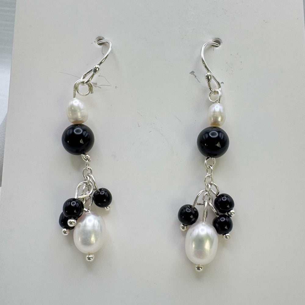 #1122 S925 Black Onyx and Freshwater Pearl Dangle Earrings