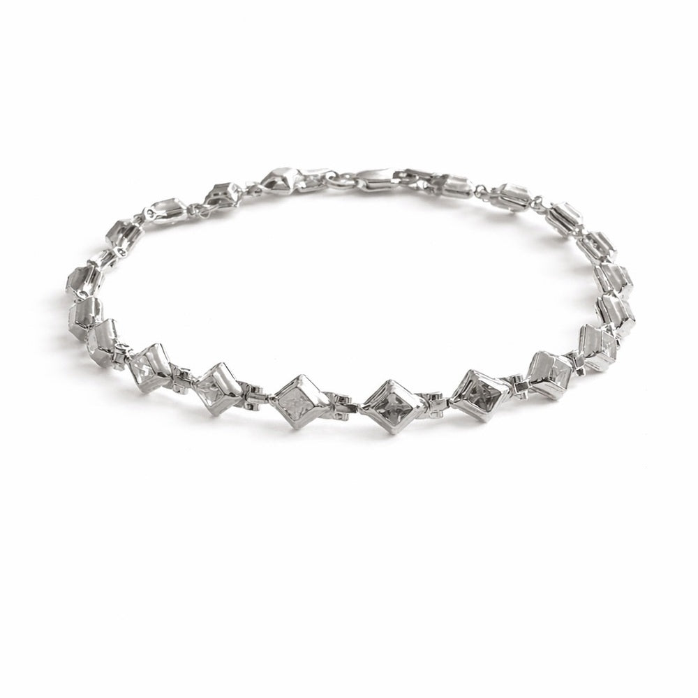 Diamond Shaped Crystal Chain Bracelet