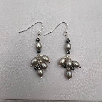 #1061 S925 Freshwater Pearl Dangle Earrings