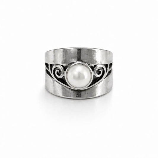 Pearl Ring | Sterling Silver
