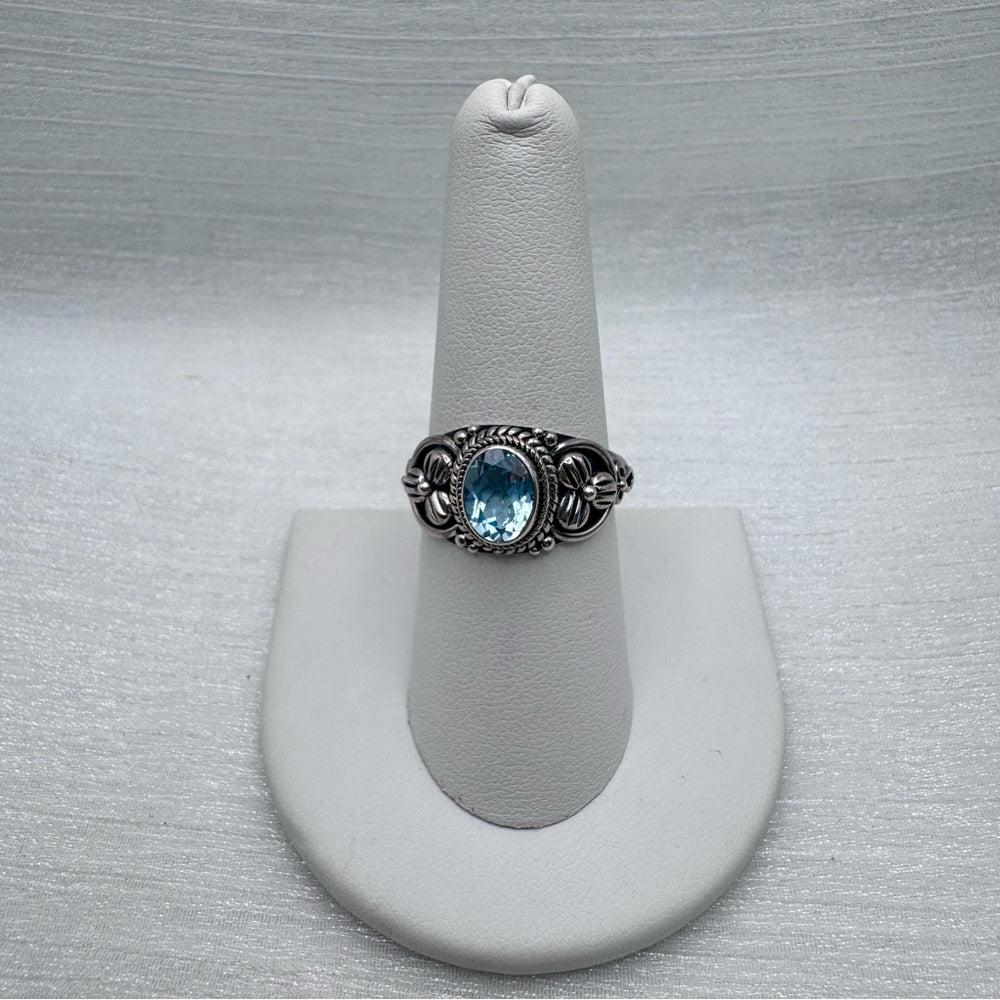 S925 Swiss Blue Topaz Floral Ring