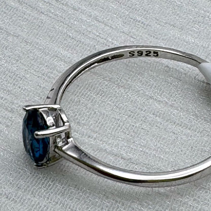 S925 London Blue Topaz Oval Adjustable Ring
