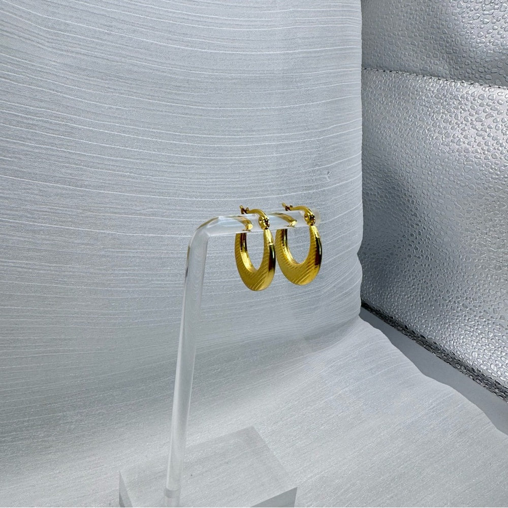 Cameron Gold Hoop
