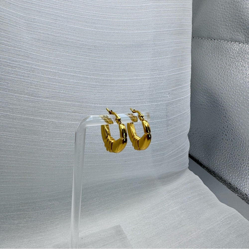 Farrah Gold Hoop Earrings