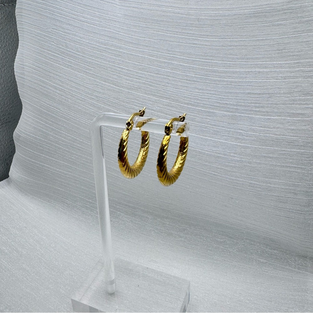Mia Gold Hoop Earrings