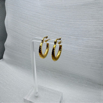 Mia Gold Hoop Earrings