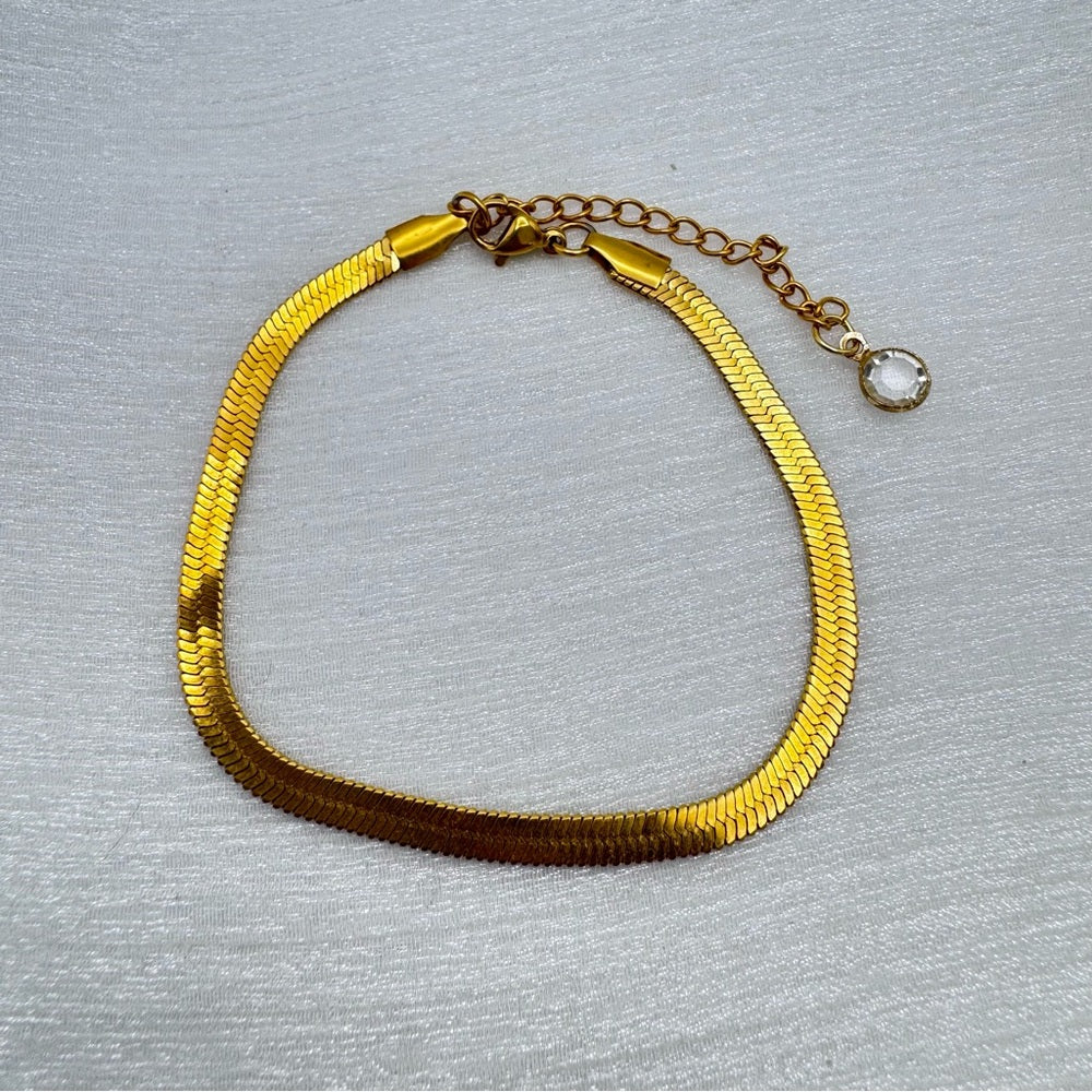 4mm Gold Herringbone Bracelet