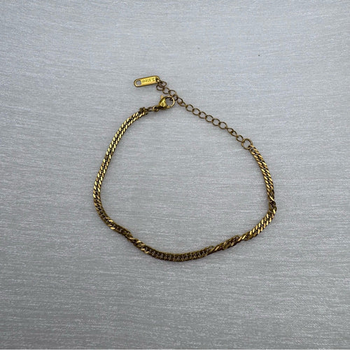 2.5mm Gold Double Curb Link Chain Bracelet