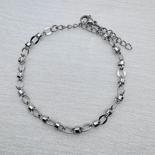 4mm Silver Station Link Chain Bracelet