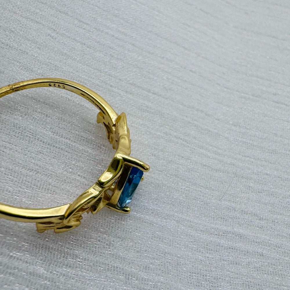 S925 Gold Teardrop Swiss Blue Topaz Ring