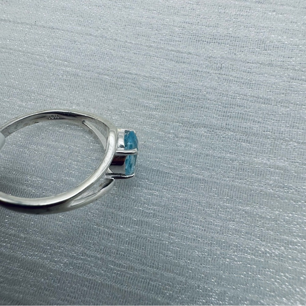 S925 Oval Swiss Blue Topaz Ring