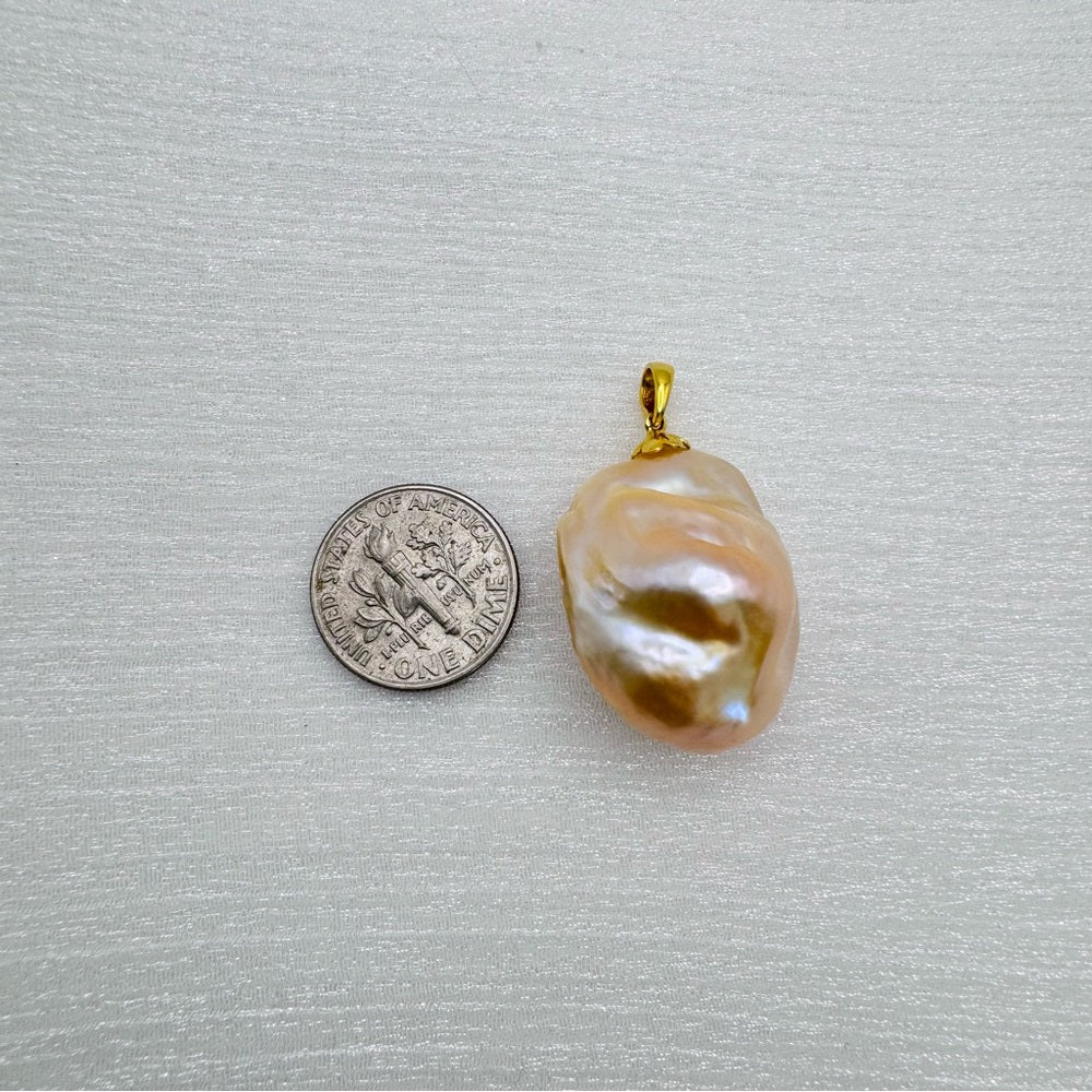 Solid Gold Freshwater Pearl Pendant