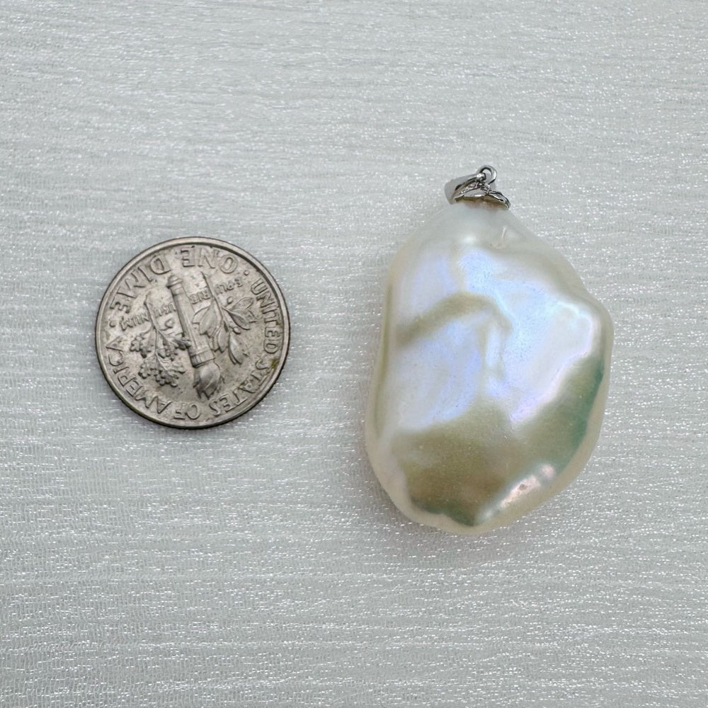 Freshwater Pearl Pendant 19mm x 29mm