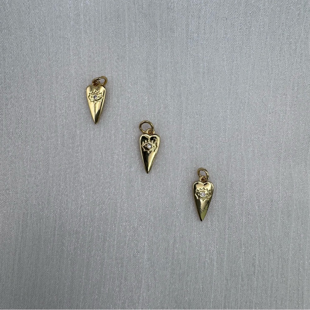 Eye Heart Charm Gold