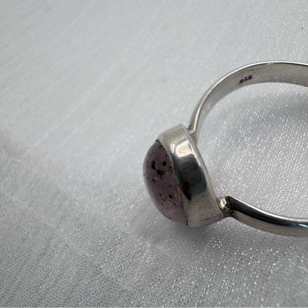 Black Dotted Rose Quartz Ring