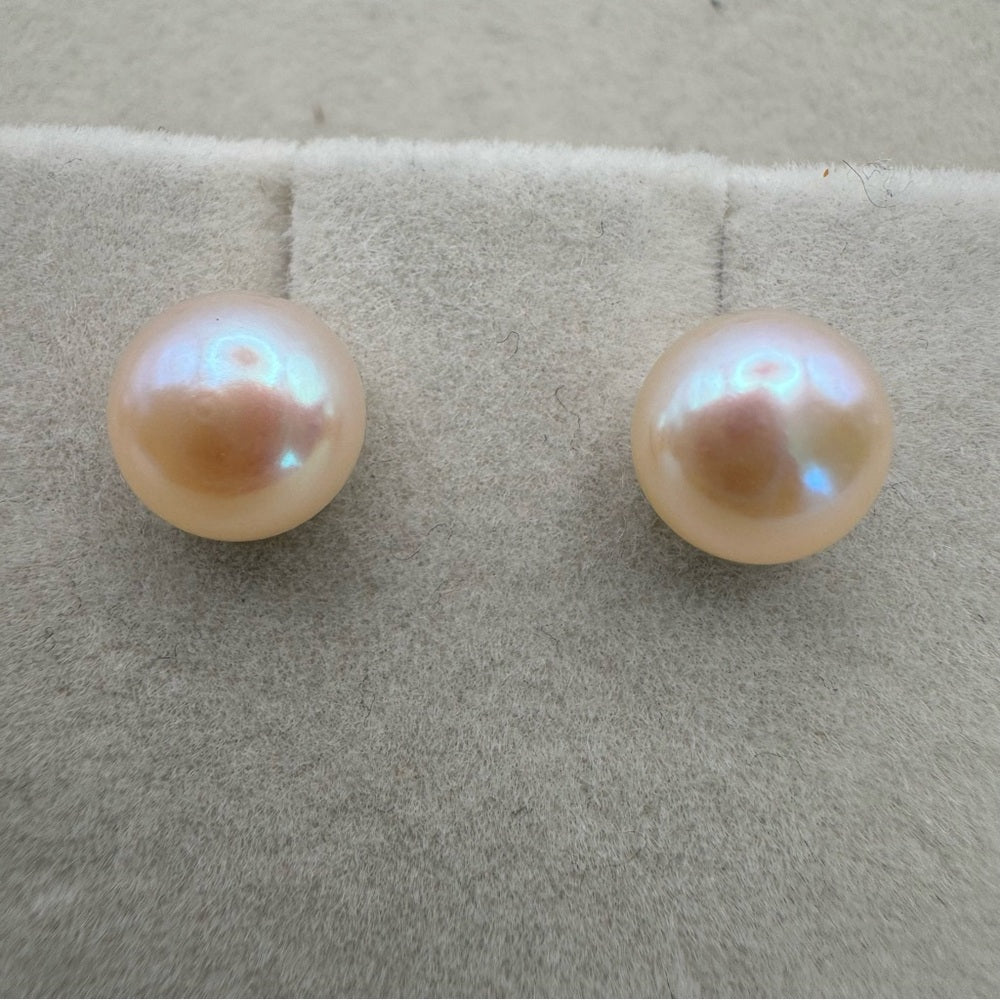 C#1 Pearl Stud Earrings