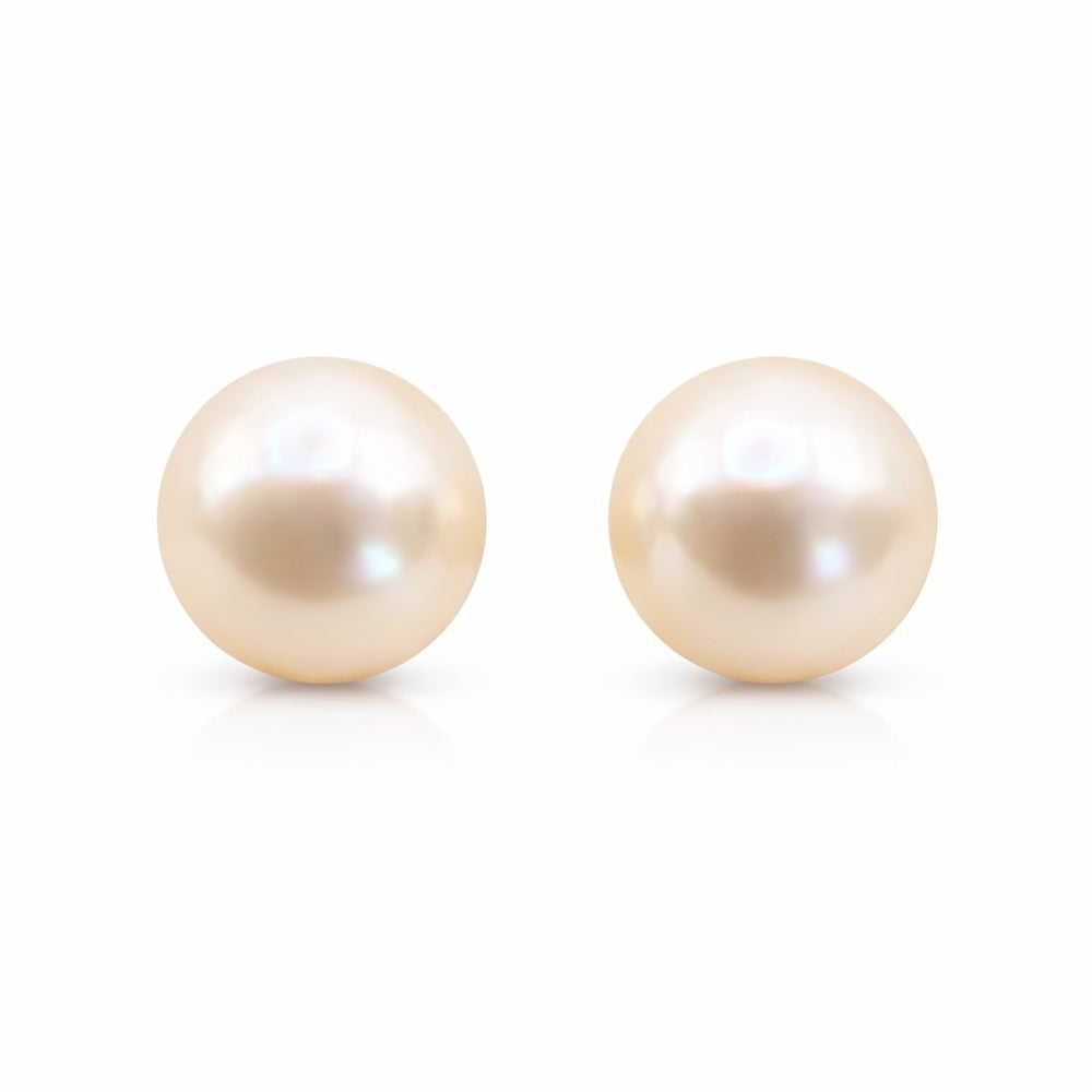 W#3 Pearl Stud Earrings