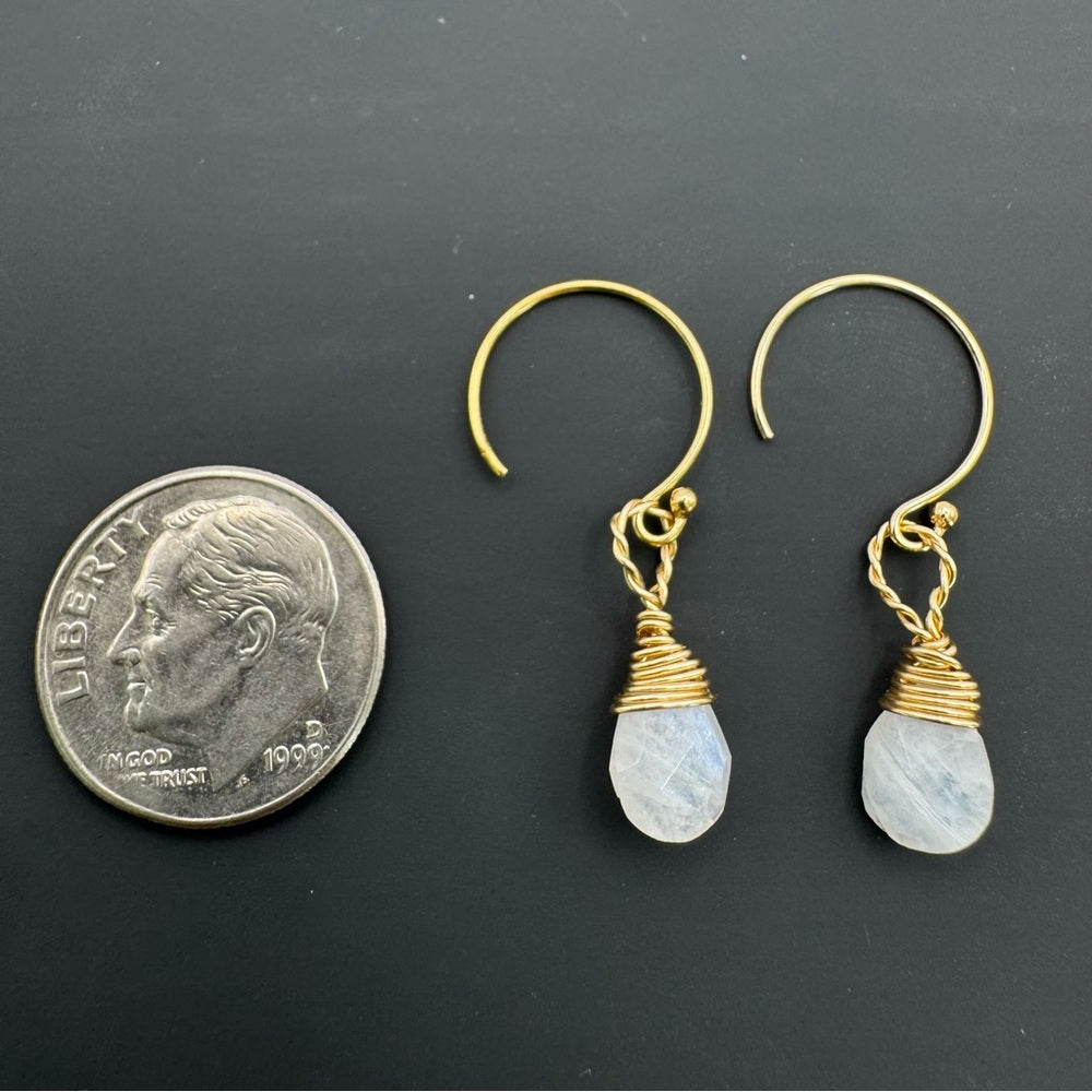 Moonstone Dangle Earrings (HP936)