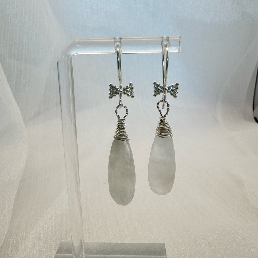 Moonstone Bow Earrings (HK3025)