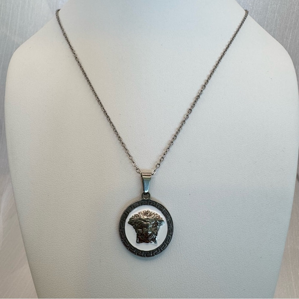 The Lucent Medallion Necklace