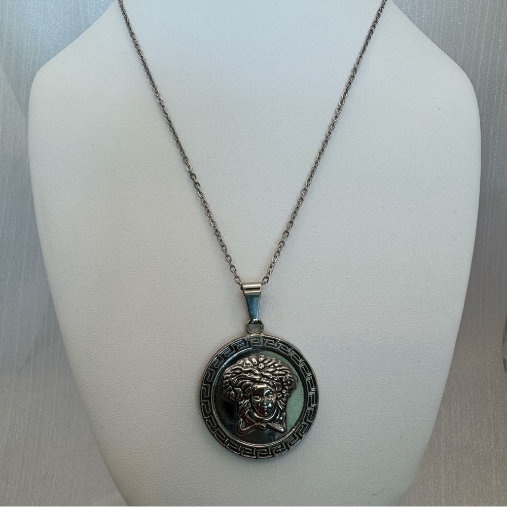 The Aurex Medallion Necklace