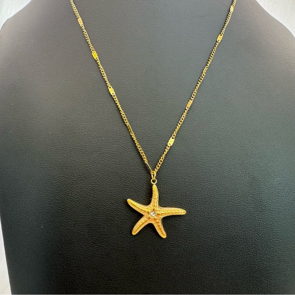 Gold Starfish Necklace