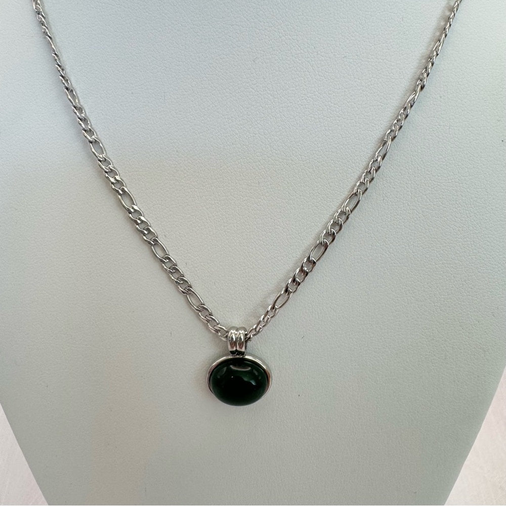 Silver Green Cabachon Necklace