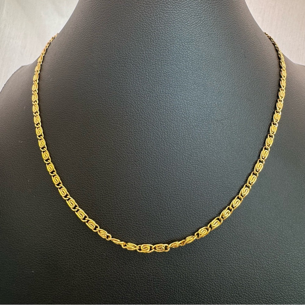 Valen Chain Necklace