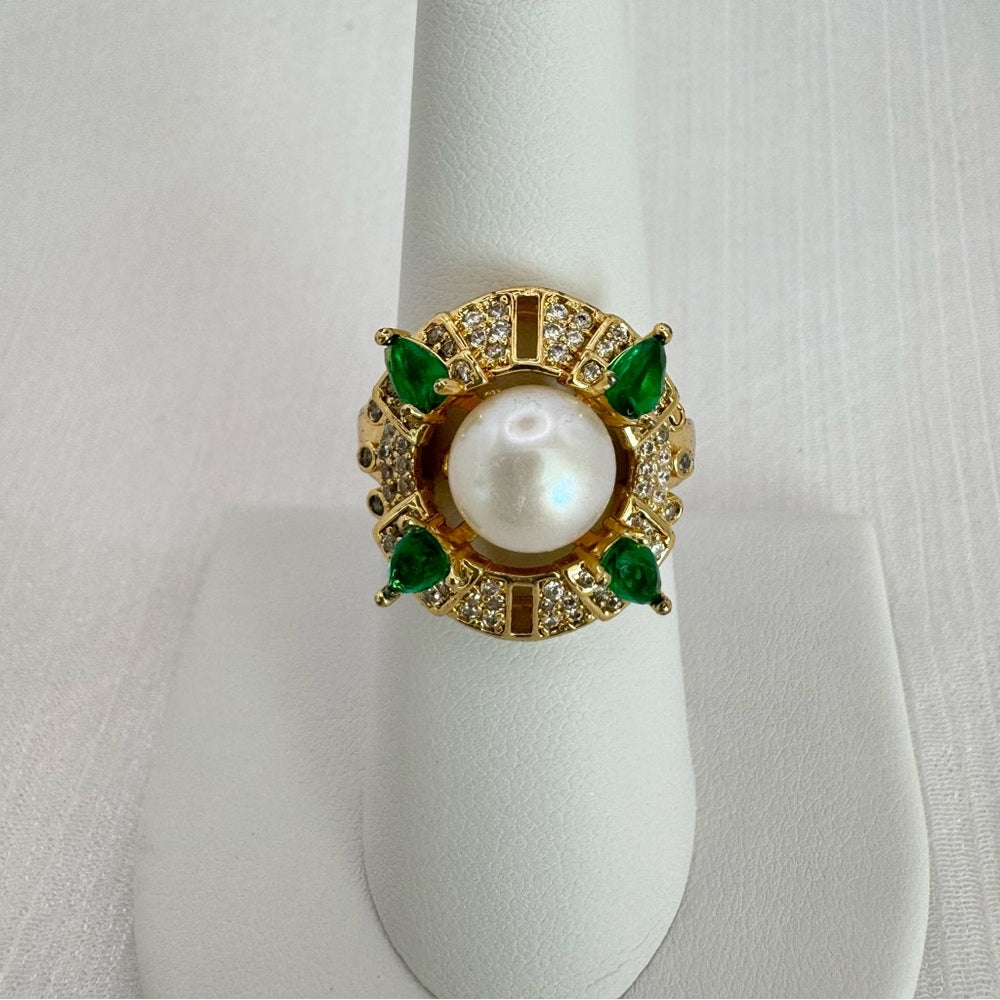Gold Pearl and Green Crystal Ring