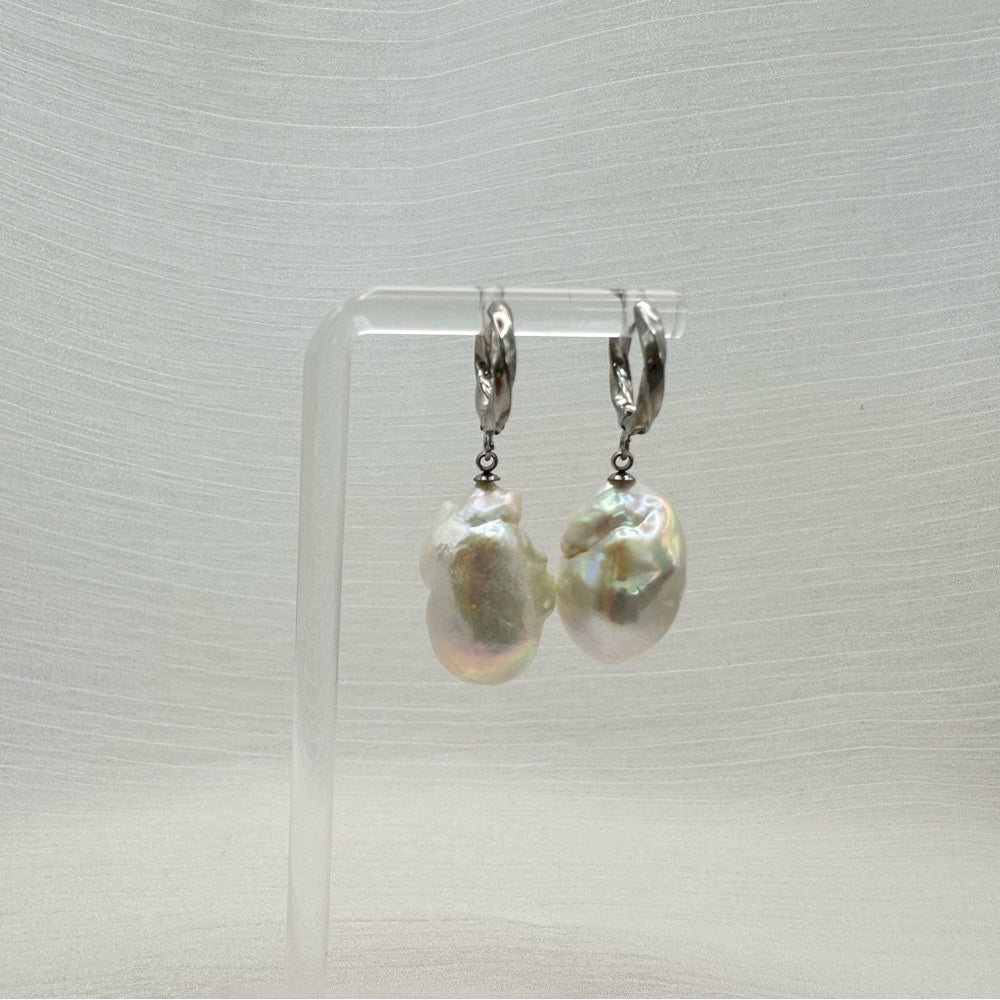 Flameball Pearl Dangle Silver Earrings
