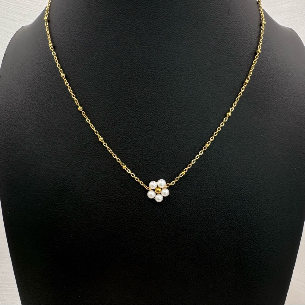 Bloom Freshwater Pearl Flower Gold Necklace