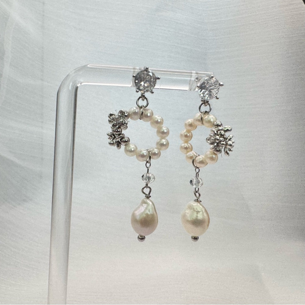 Freshwater Pearl Blossom Earrings
