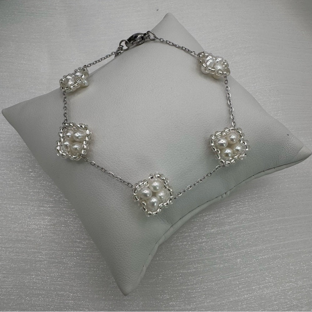 Freshwater Pearl Flower Bracelet